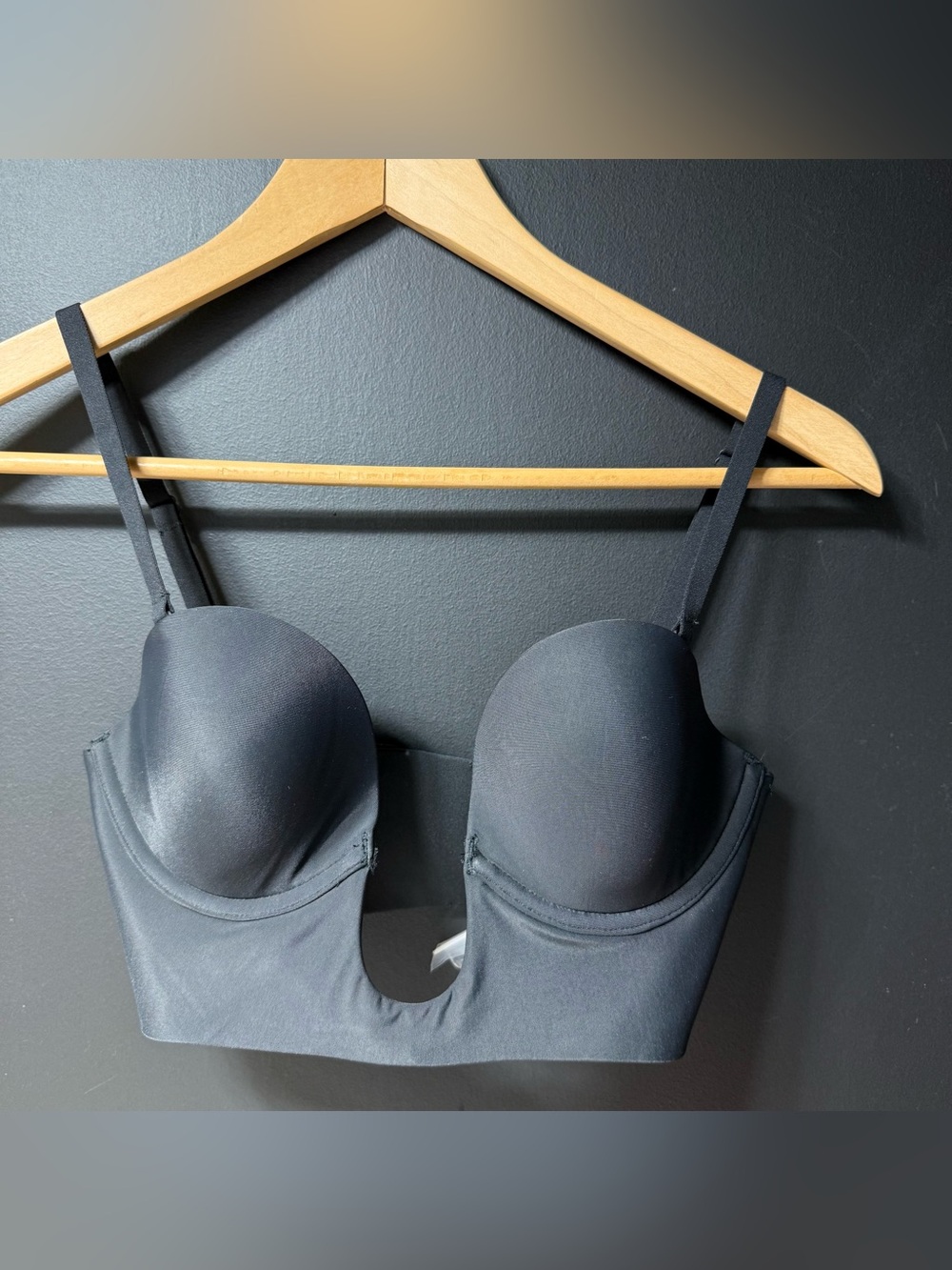 Skims Deep Plunge Shapewear Bra